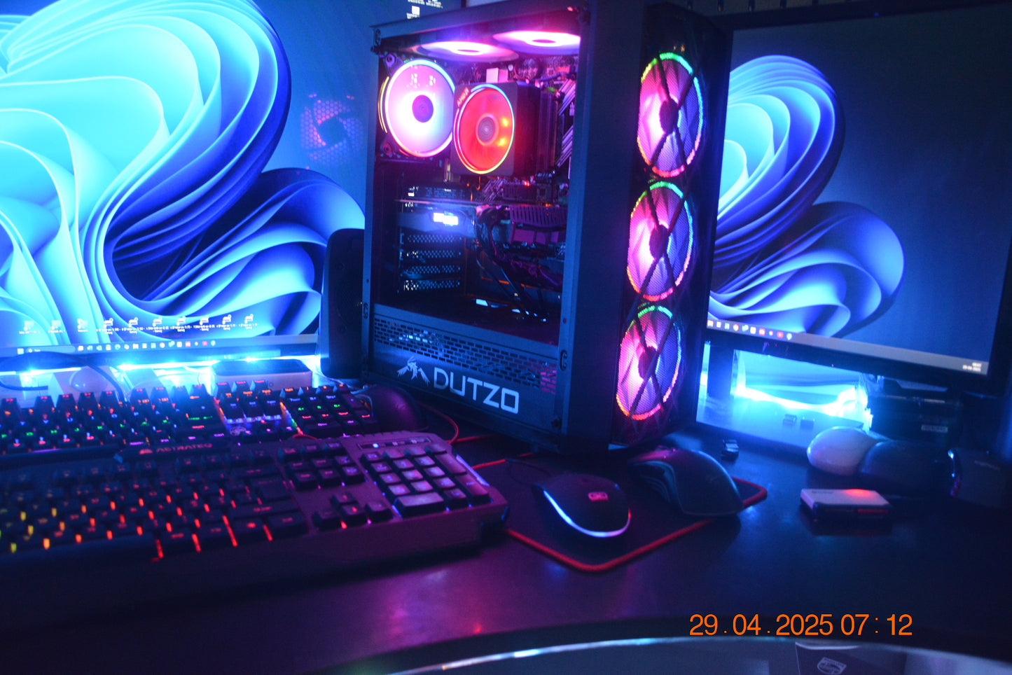 Asus, Amd Ryzen 9 3900x RTX 2070 SUPER 8 GB M.2 NV 5.0 1000, 4,7 turbo 5,2 Ghz, (32 GB RAM ER KLOS) 3600 MHZ GB ram, M.2 NV2 PCIe 5.0 NVMe 1000 GB harddisk