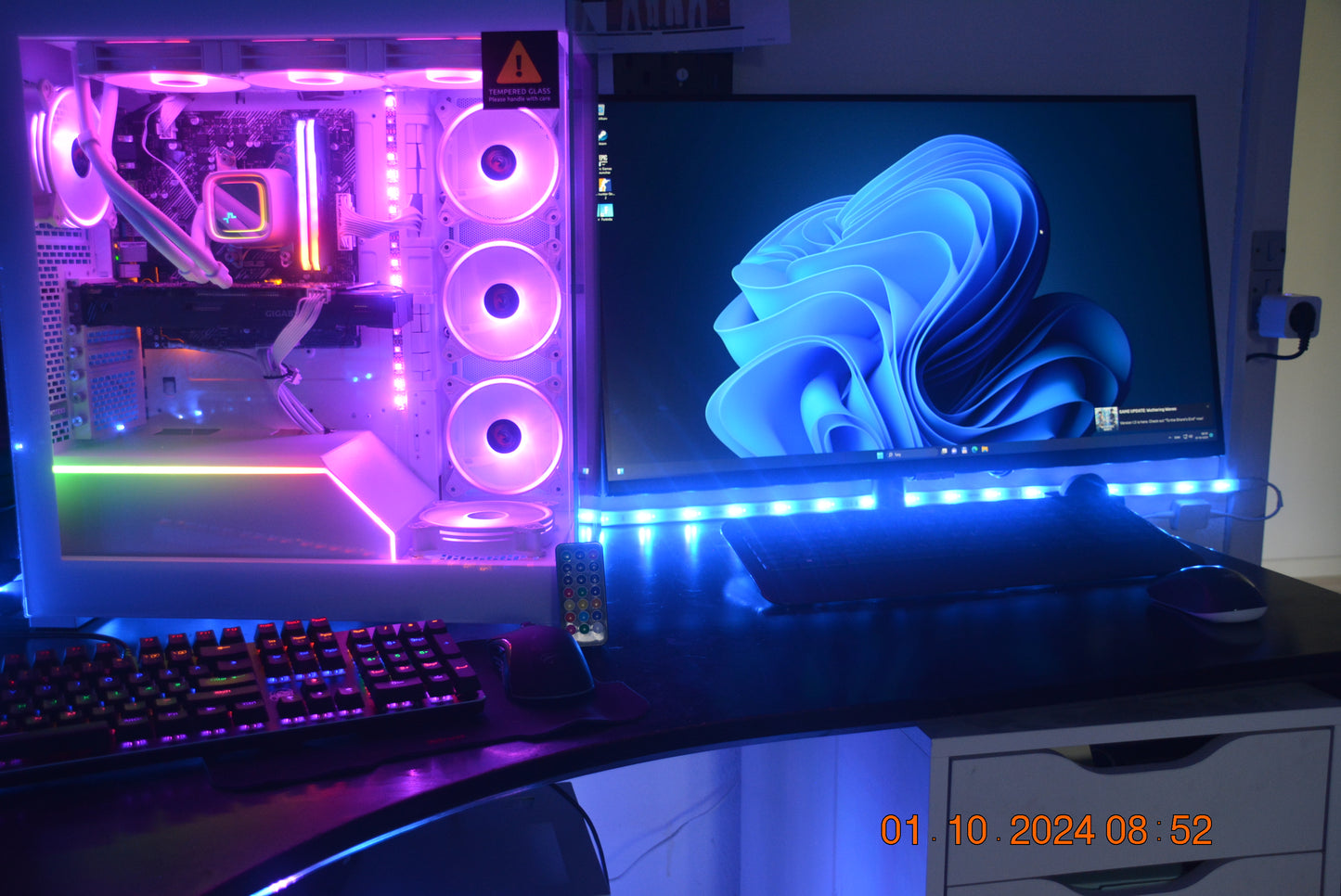 Asus, Amd Ryzen 9 9900x DDR 5 RTX 4090 SUPER 24 GB ram M.2 NV 5.0 4000, 3,7 turbo 5,7 Ghz, 128 GB 6000 MHZ RGB ram, M.2 NV2 PCIe 5.0 NVMe 4000 + 8000 GB Sata harddisk