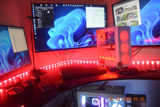 Asus Amd Ryzen 9 7900x DDR 5 Asus RTX 4070 24 GB SUPER 64 GB Ram M.2 4000 Gb Harddisk