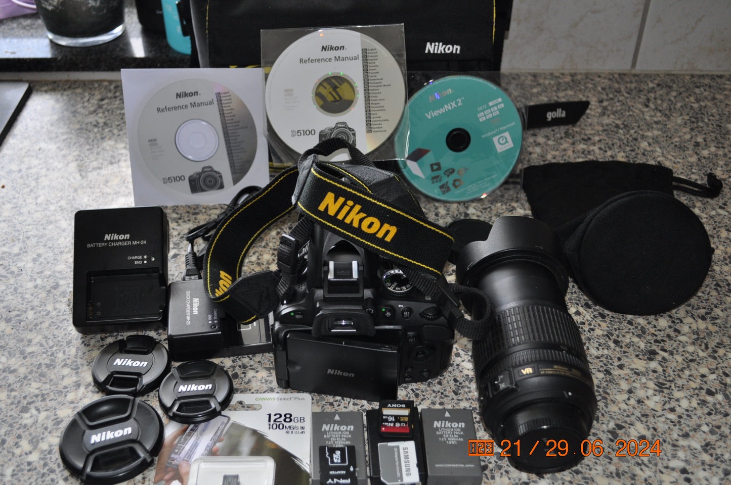 Nikon D 5100 , 16,3 megapixels, 18-55-18-105-18-200 x optisk zoom
